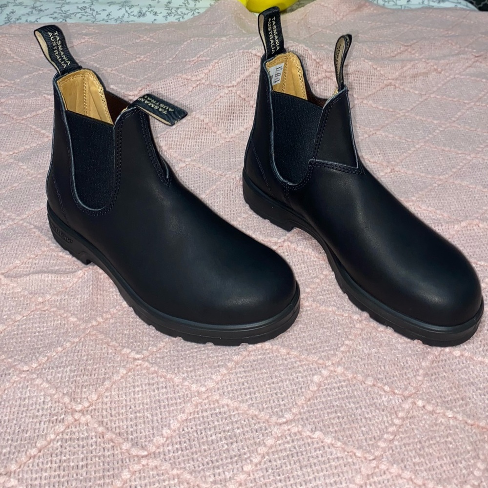 Blundstones